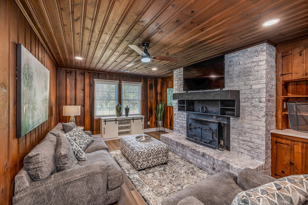 4- BR Country House near everything. 2 acres - Photo 29