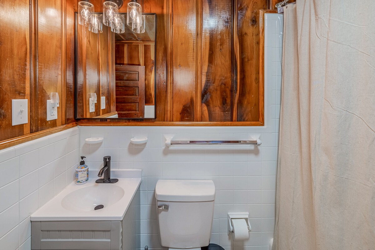 4- BR Country House near everything. 2 acres - Photo 30