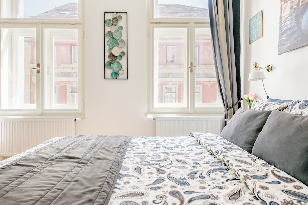 Stay in a Sleek Flat near TV Tower - Photo 18