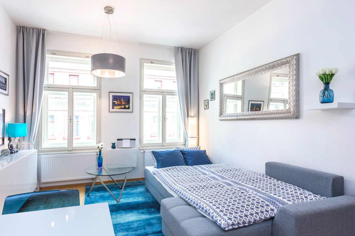 Stay in a Sleek Flat near TV Tower - Photo 28